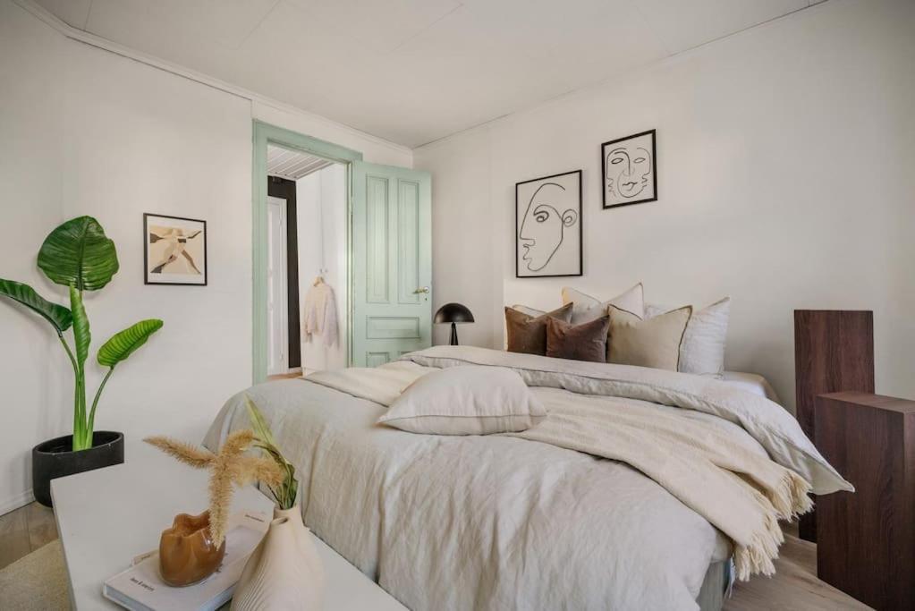 Central Apartment With Balcony, Self-Check In & Private Entrance 베르겐 외부 사진