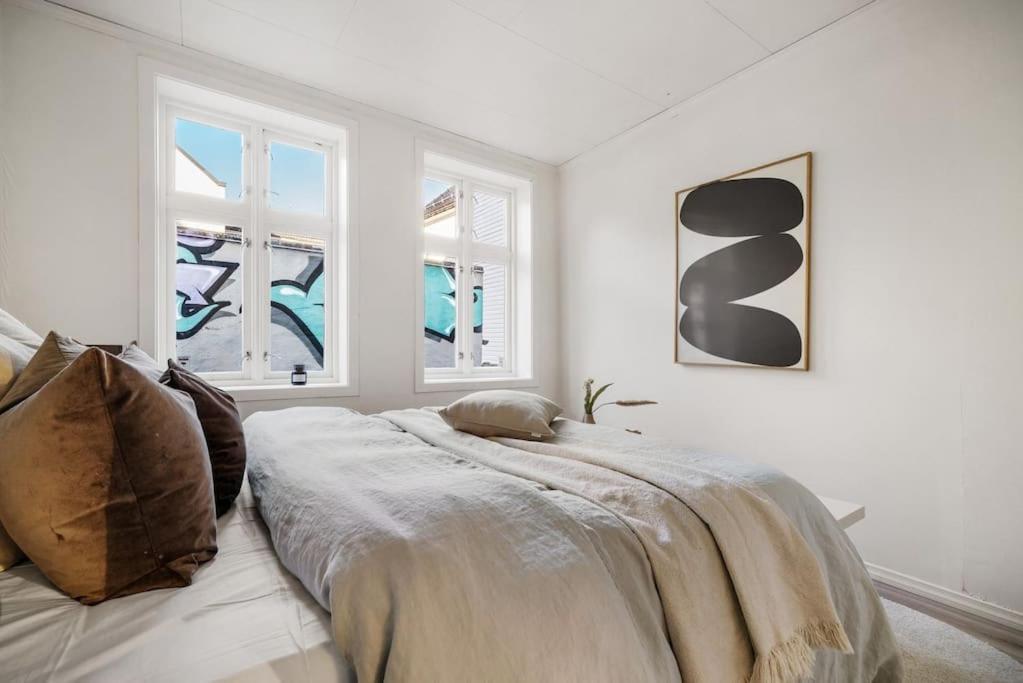 Central Apartment With Balcony, Self-Check In & Private Entrance 베르겐 외부 사진