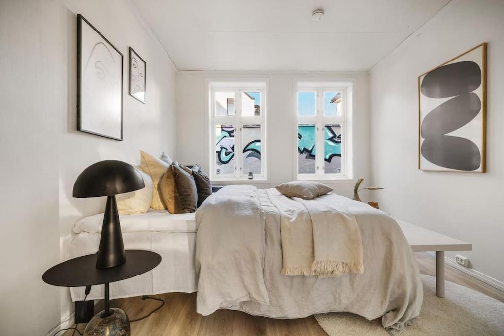 Central Apartment With Balcony, Self-Check In & Private Entrance 베르겐 외부 사진